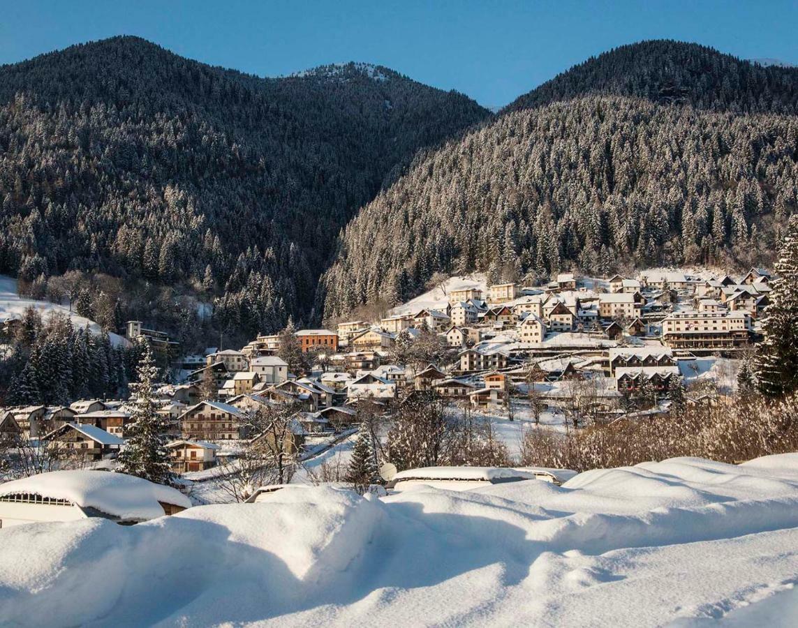 Albergo Diffuso Ravascletto Exteriör bild